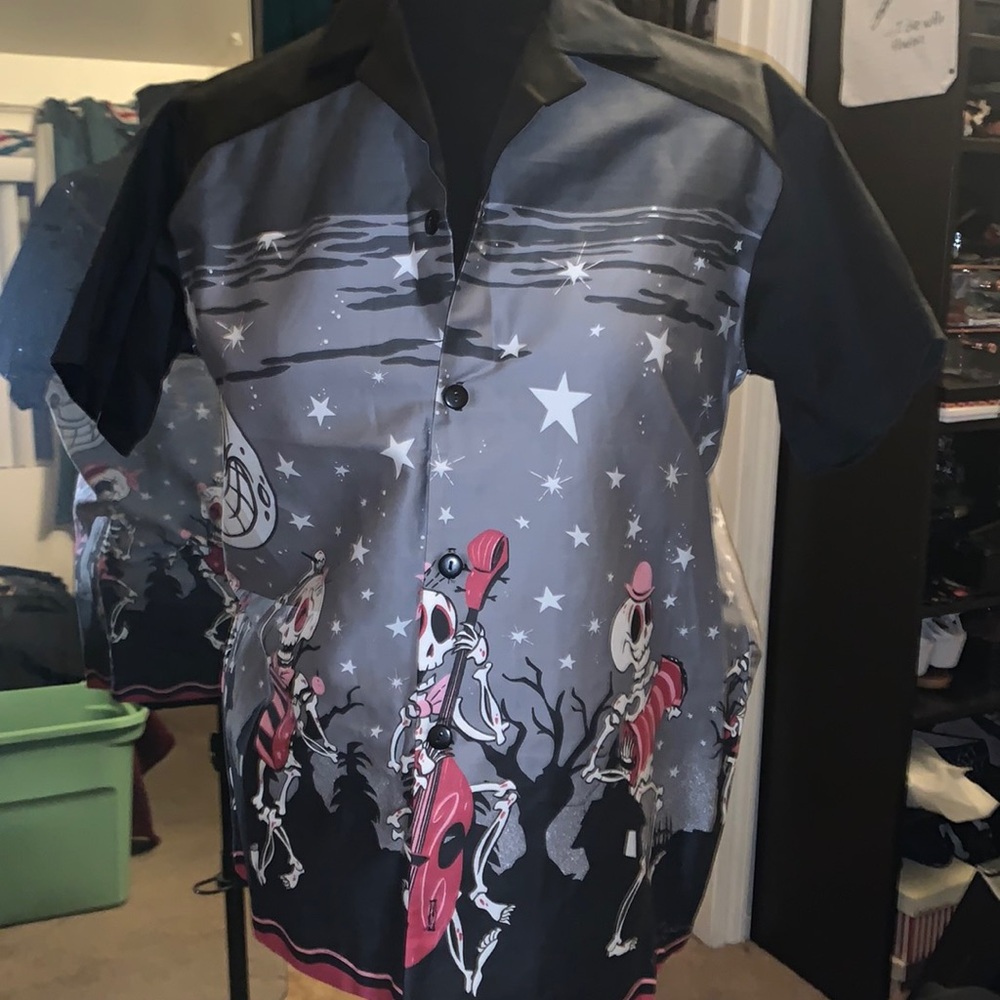 Pinup couture skeleton shirt